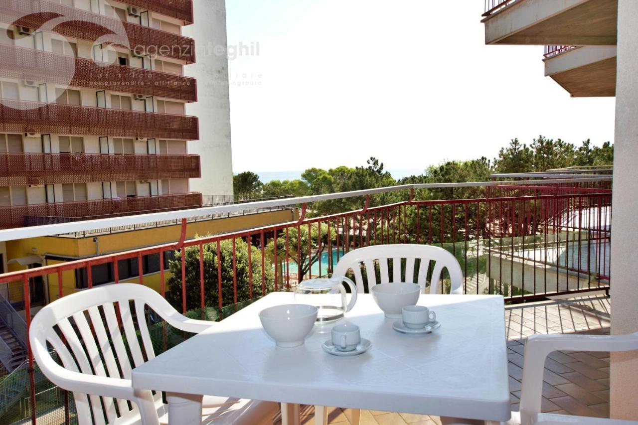 Condominio Cristallo Lignano Sabbiadoro Extérieur photo