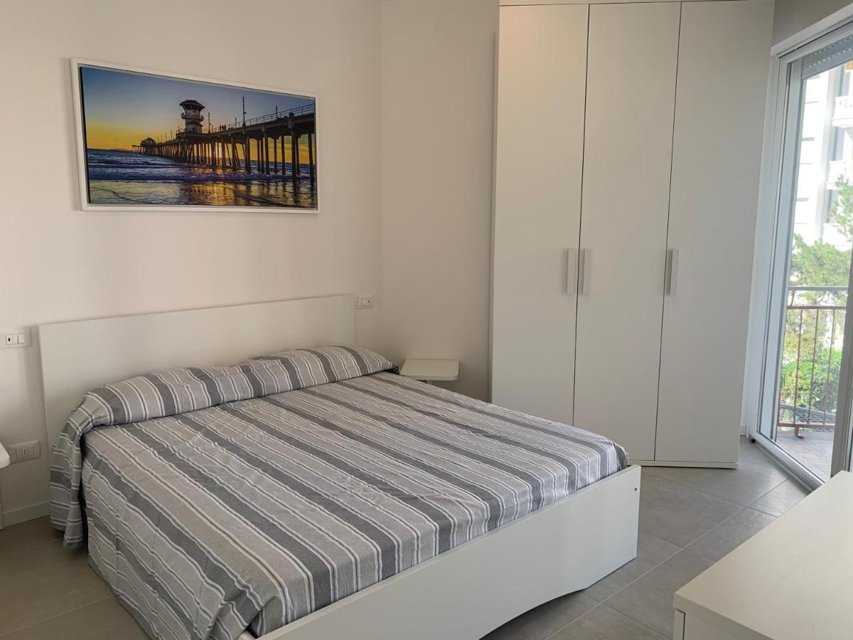 Condominio Cristallo Lignano Sabbiadoro Extérieur photo